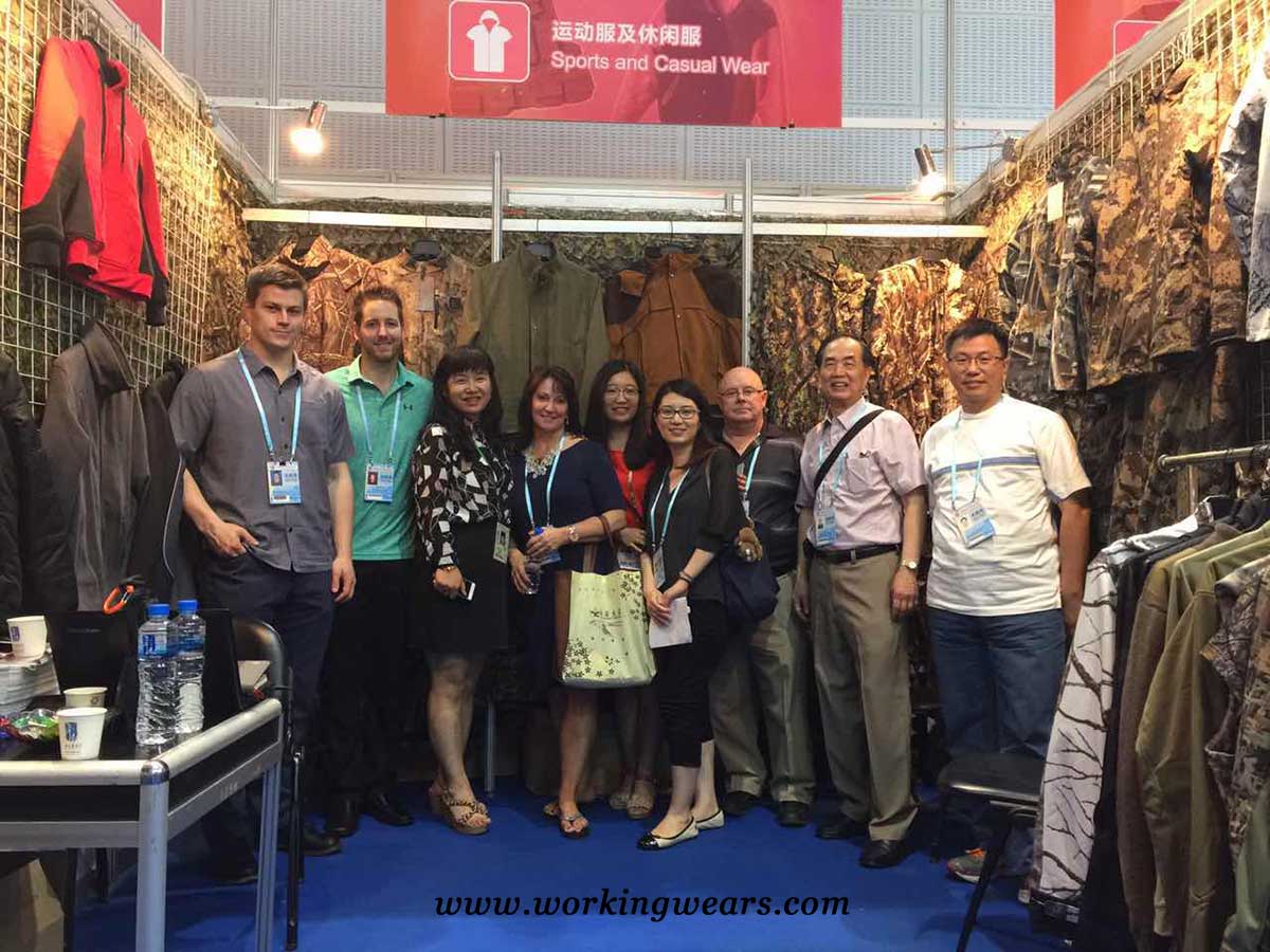 Workwear Clothing Team Took Part in the 121th Canton Fair.jpg